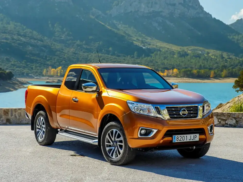 Nissan Navara D23
