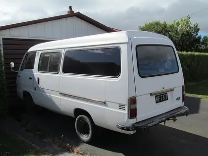 Ford Econovan 3 поколение