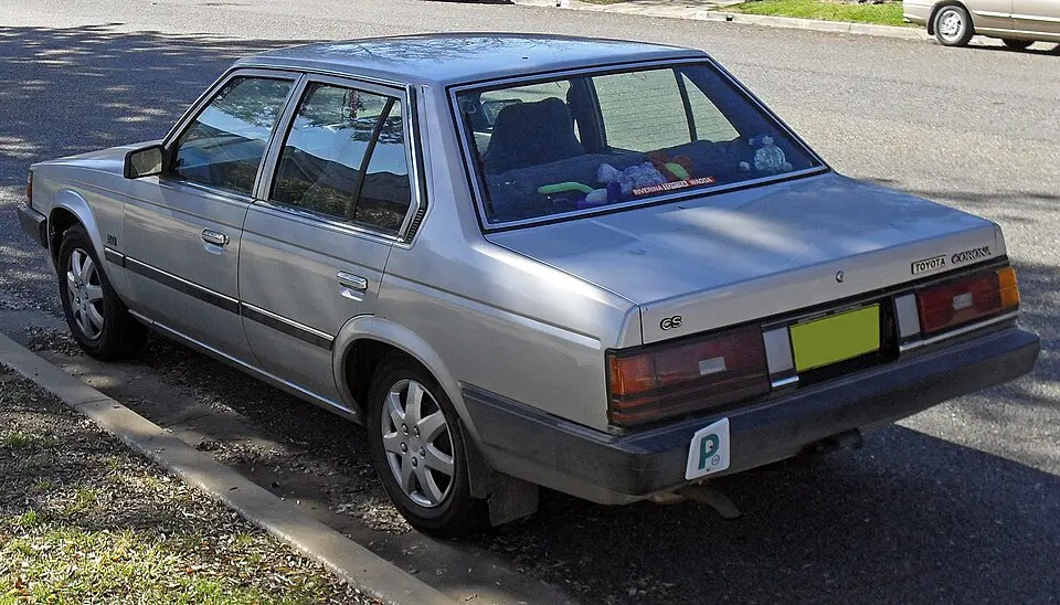 Toyota Corona 7 ПОКОЛЕНИЕ (T140, ЗАДНИЙ ПРИВОД) РЕСТАЙЛИНГ