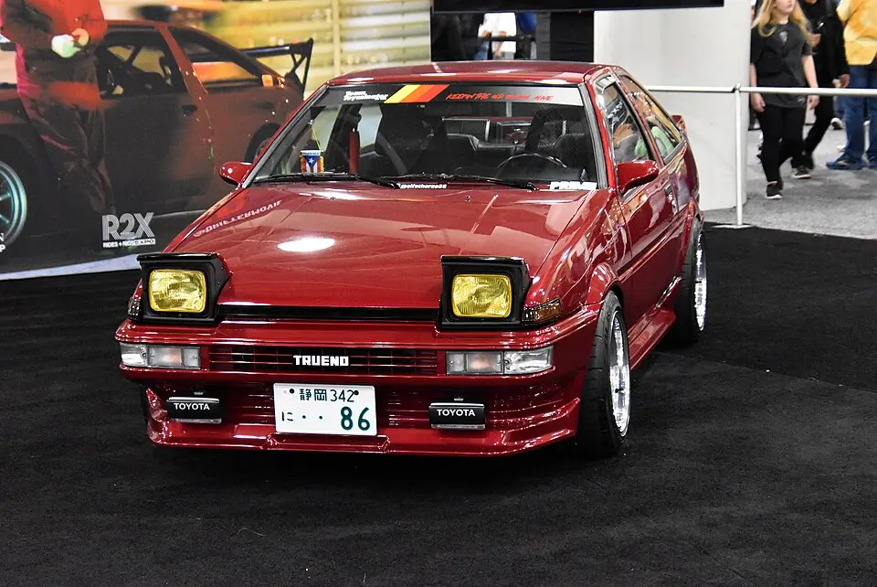 Toyota Sprinter Trueno TE27