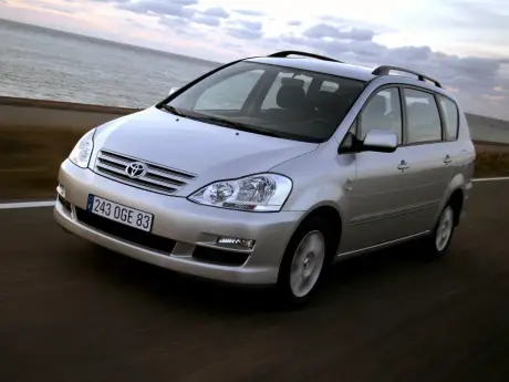 Avensis Verso