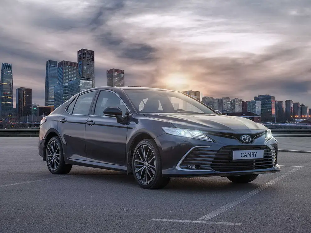 Toyota Camry XV70 РЕСТАЙЛИНГ