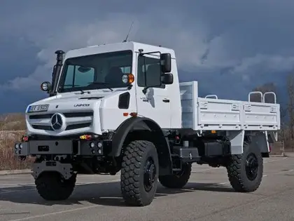 Mercedes-Benz Unimog BR 437.4 (UHN)