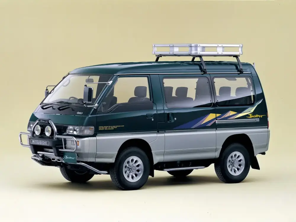 Mitsubishi Delica III РЕСТАЙЛИНГ