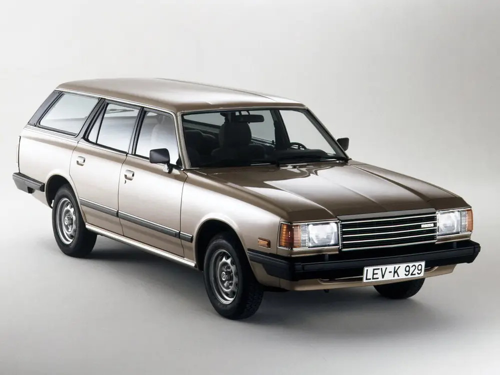 Mazda 929 LA4 (929L «LEGATO») РЕСТАЙЛИНГ