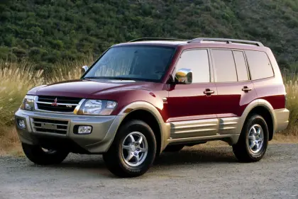 Mitsubishi Montero III
