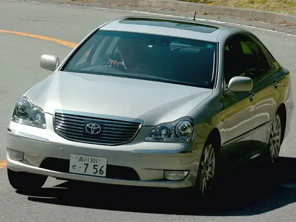Toyota Crown Majesta S180