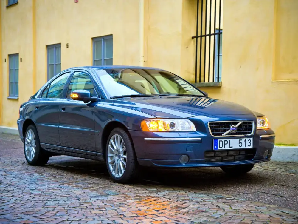 Volvo S60 1 ПОКОЛЕНИЕ (P24 / S60 I) РЕСТАЙЛИНГ
