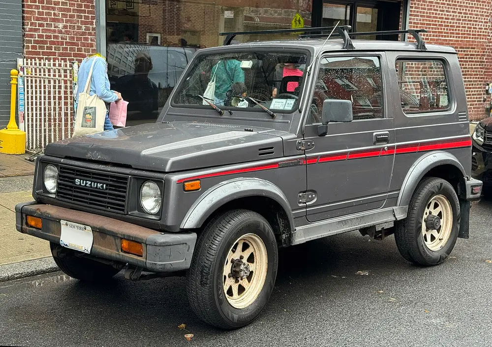 Suzuki Jimny 2 ПОКОЛЕНИЕ (SJ / SAMURAI)