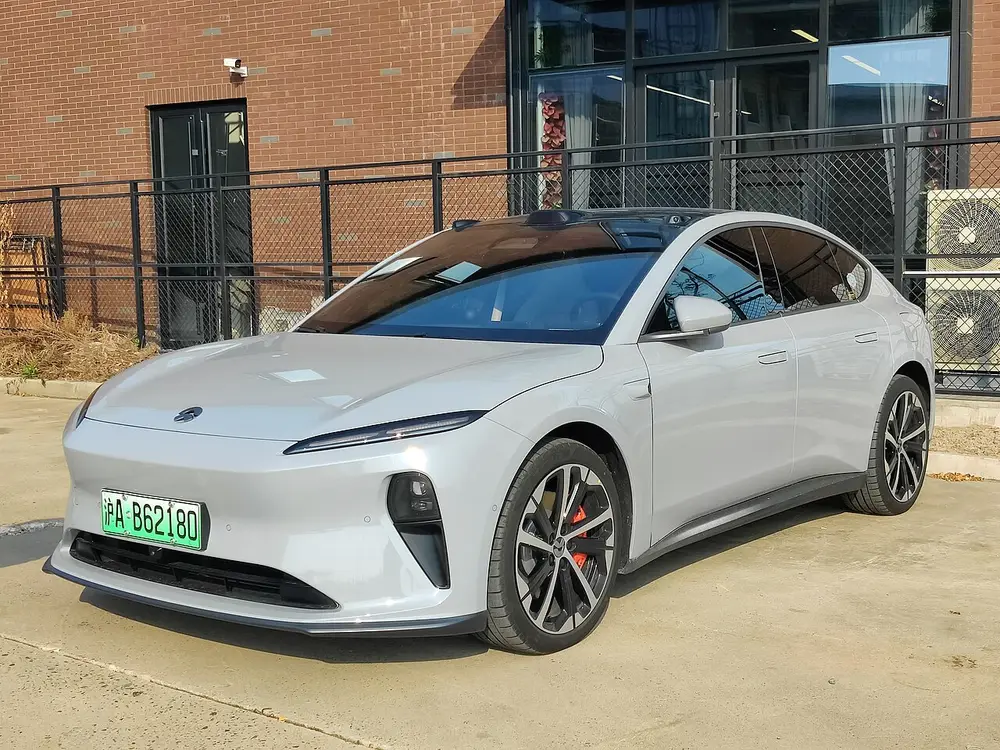 NIO ET5 1 ПОКОЛЕНИЕ