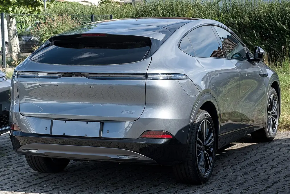 XPeng G6 1 ПОКОЛЕНИЕ (2023, РЕСТАЙЛИНГ 2025)
