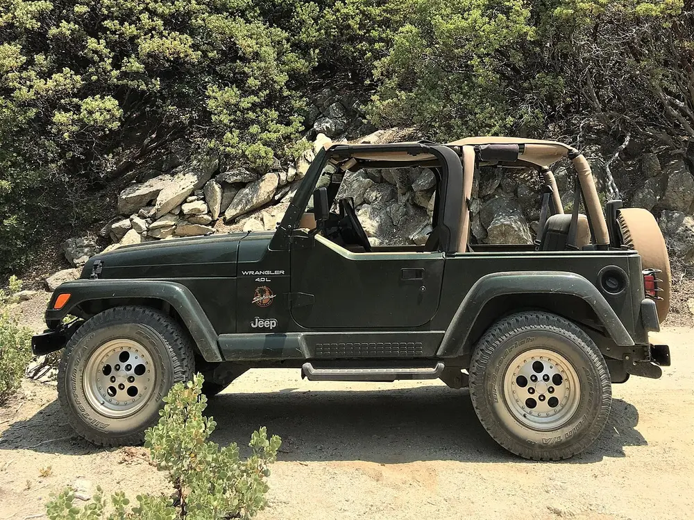 Jeep Wrangler TJ (2 ПОКОЛЕНИЕ)