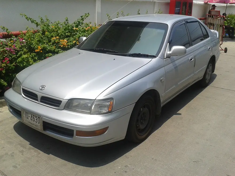 Toyota Corona 9 ПОКОЛЕНИЕ (T190)
