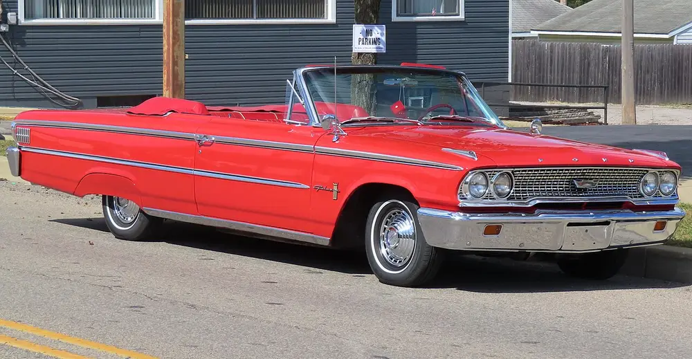 Ford Galaxie 2 ПОКОЛЕНИЕ РЕСТАЙЛИНГ II