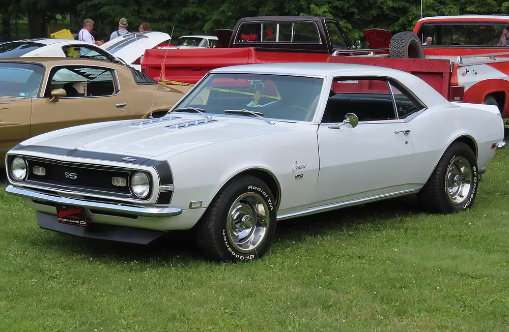 Chevrolet Camaro 1 ПОКОЛЕНИЕ (F-BODY)