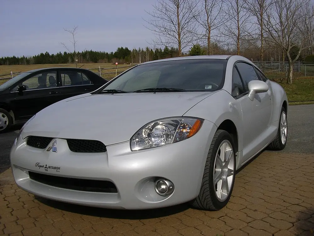 Mitsubishi Eclipse 4 ПОКОЛЕНИЕ (4G)