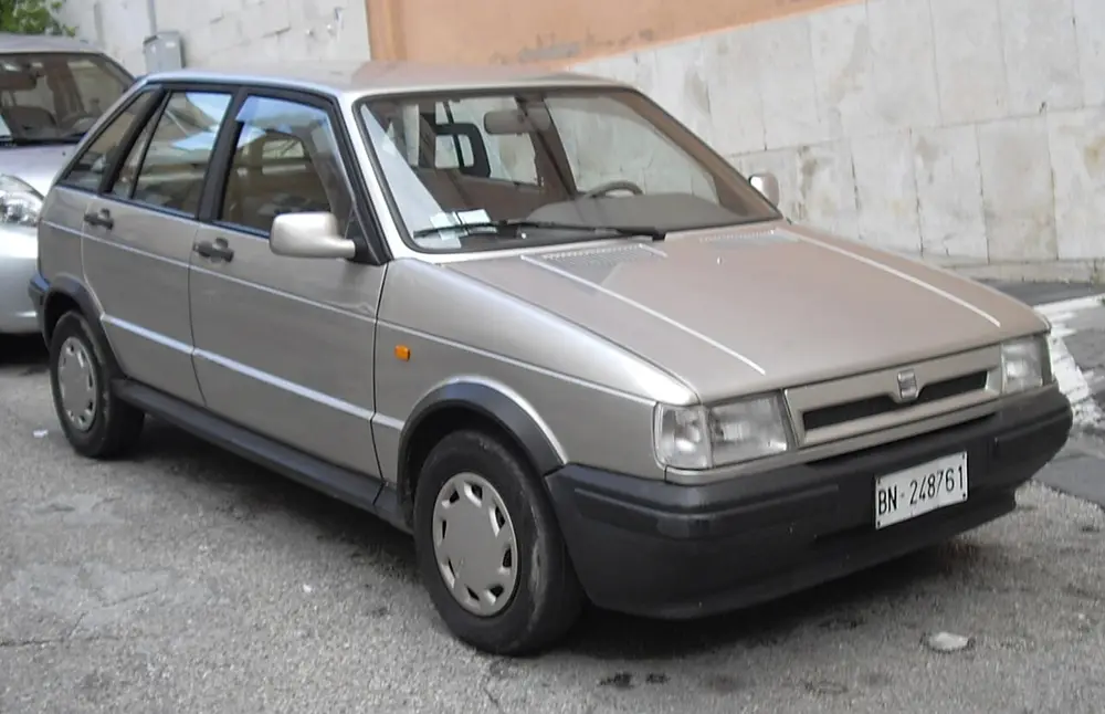 SEAT Ibiza 1 ПОКОЛЕНИЕ (021A)