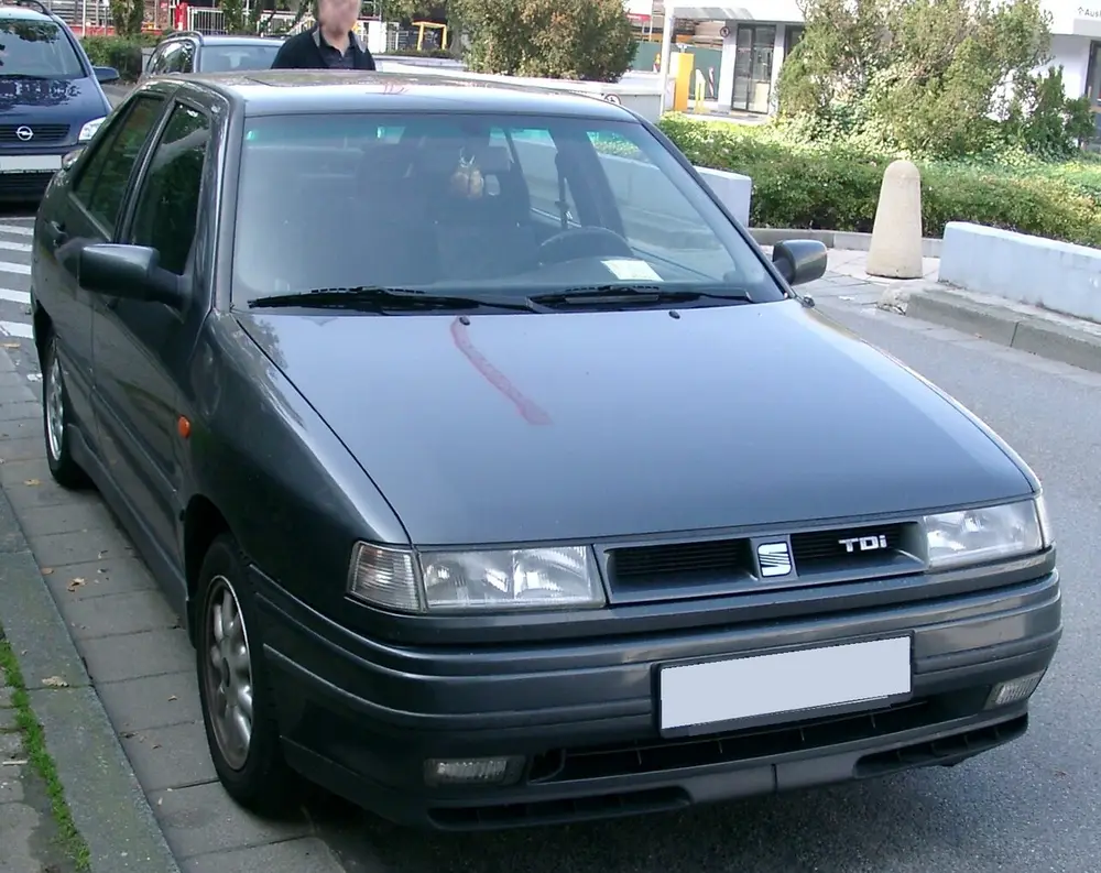 SEAT Toledo 1 ПОКОЛЕНИЕ РЕСТАЙЛИНГ (TYP 1L)