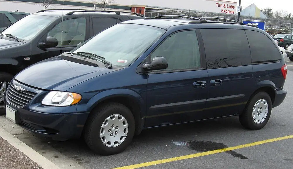 Chrysler Voyager 4 ПОКОЛЕНИЕ (RG/RS)