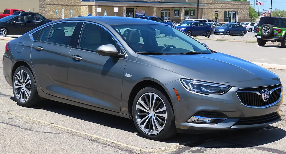 Buick Regal 6 ПОКОЛЕНИЕ (E2XX / INSIGNIA B)