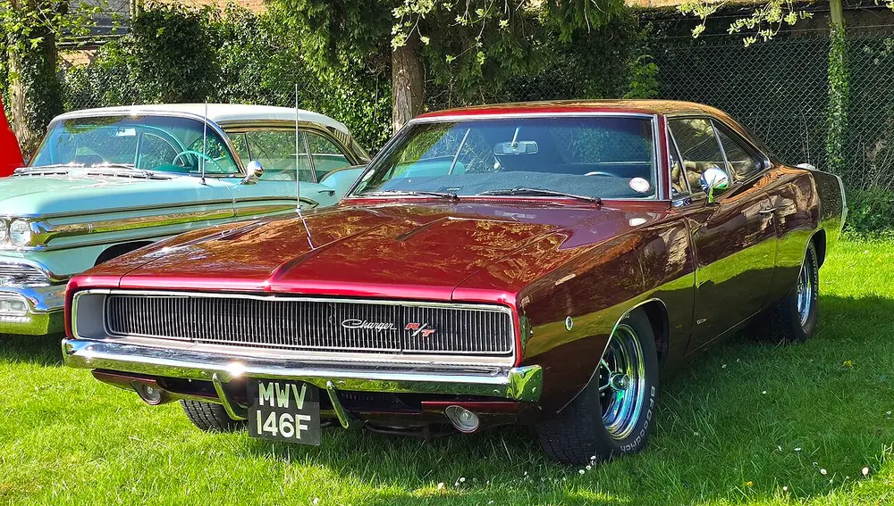 Dodge Charger 2 ПОКОЛЕНИЕ (B-BODY)