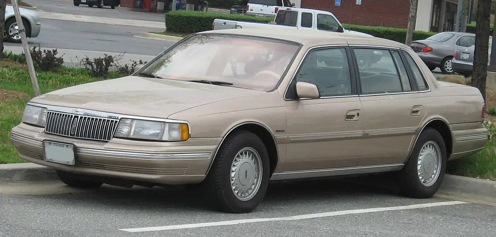 Lincoln Continental 8 ПОКОЛЕНИЕ