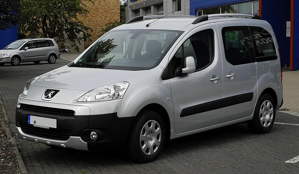 Peugeot Partner 2 ПОКОЛЕНИЕ (B9)