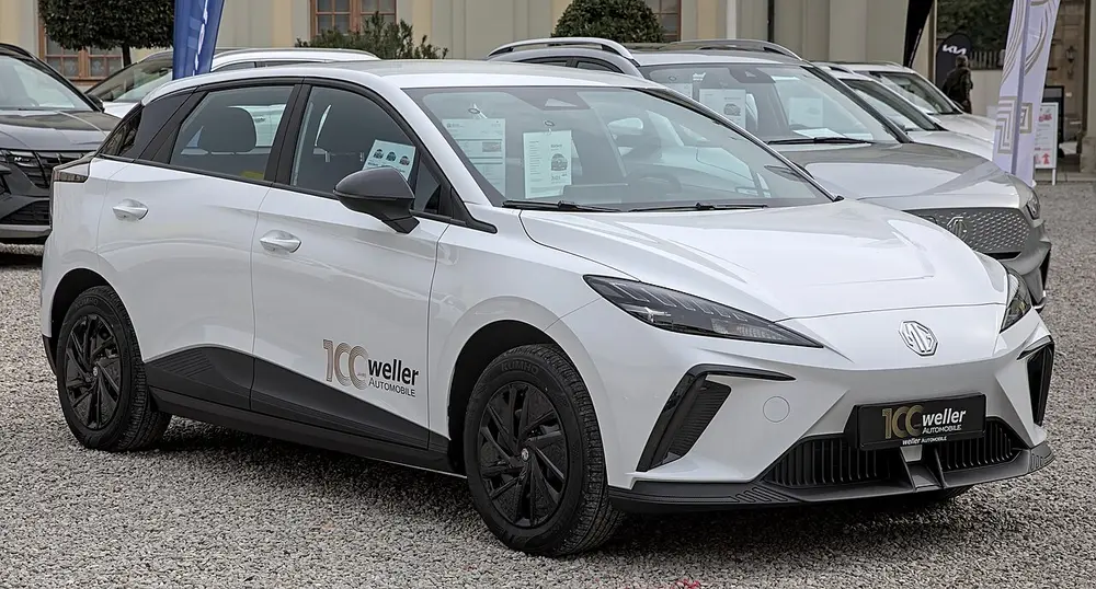 MG MG4 1 ПОКОЛЕНИЕ (EH32)