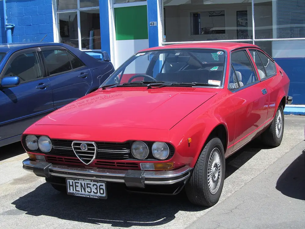 Alfa Romeo GTV ТИП 116 (ALFETTA GT/GTV, ДОРЕСТАЙЛ)