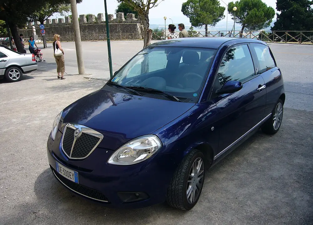 Lancia Ypsilon 2 ПОКОЛЕНИЕ РЕСТАЙЛИНГ (ТИП 843)