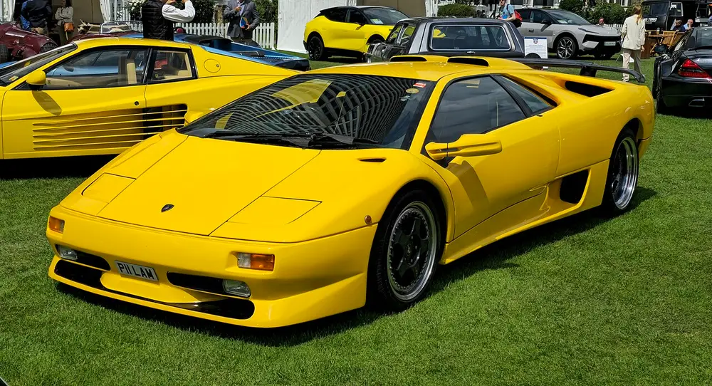 Lamborghini Diablo ДОРЕСТАЙЛ (POP-UP ФАРЫ)