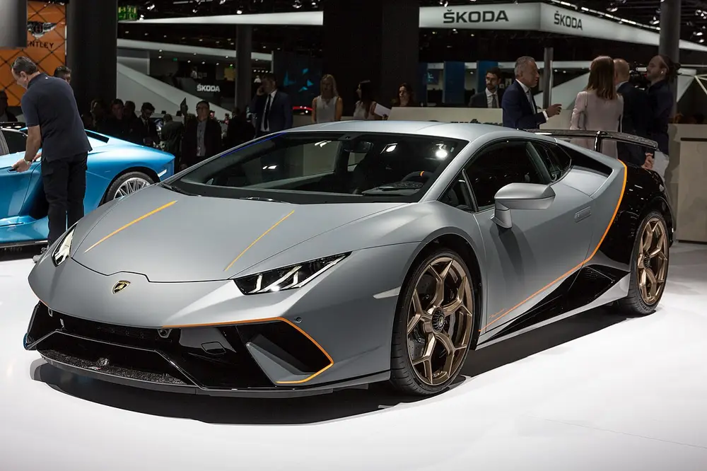Lamborghini Huracan LP 640-4 PERFORMANTE