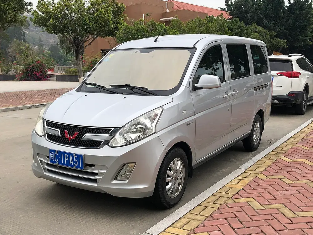 Wuling Rongguang RONGGUANG V