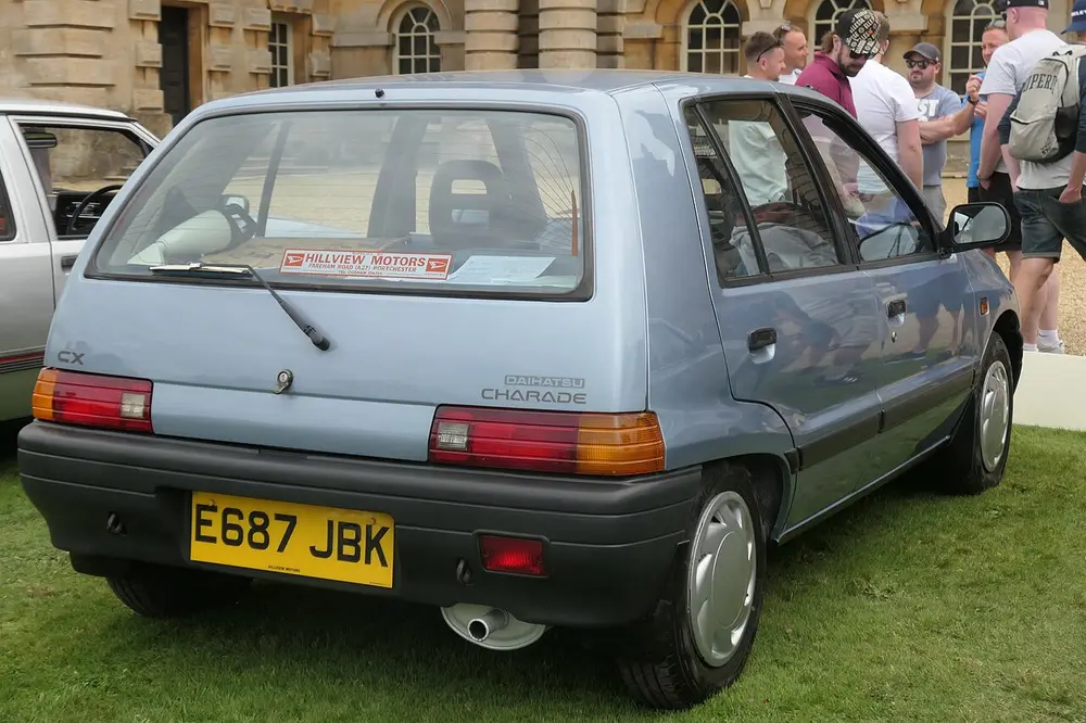 Daihatsu Charade 3 ПОКОЛЕНИЕ (G100)