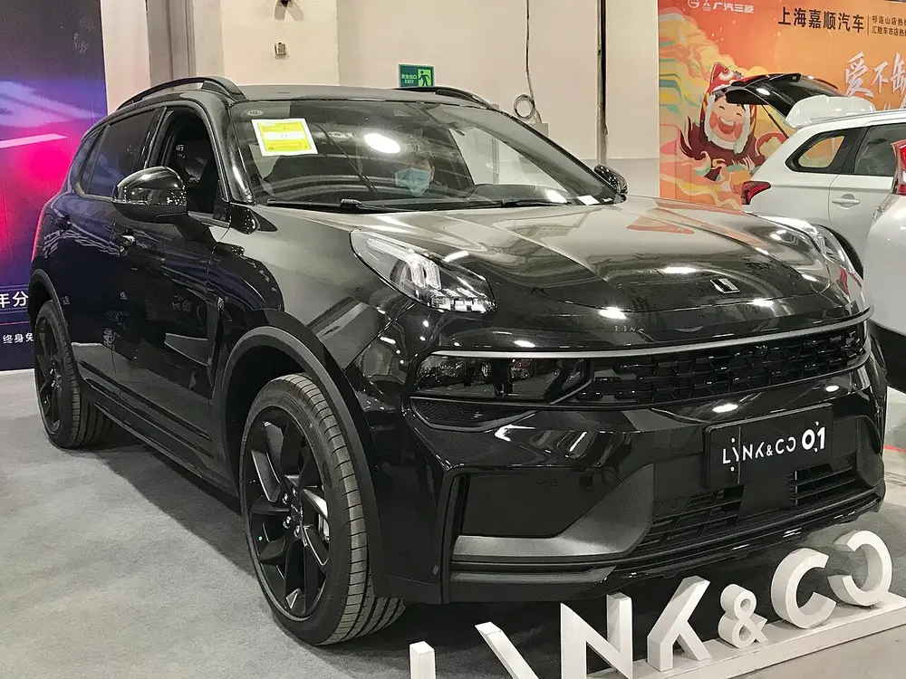 Lynk & Co 01 1 ПОКОЛЕНИЕ (РЕСТАЙЛИНГ 2020)