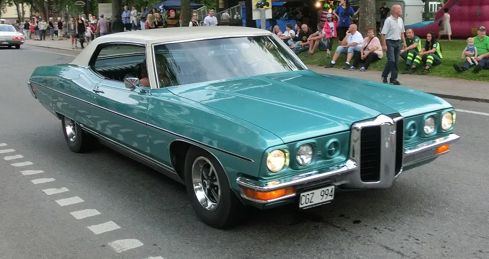 Pontiac Bonneville 4 ПОКОЛЕНИЕ РЕСТАЙЛИНГ