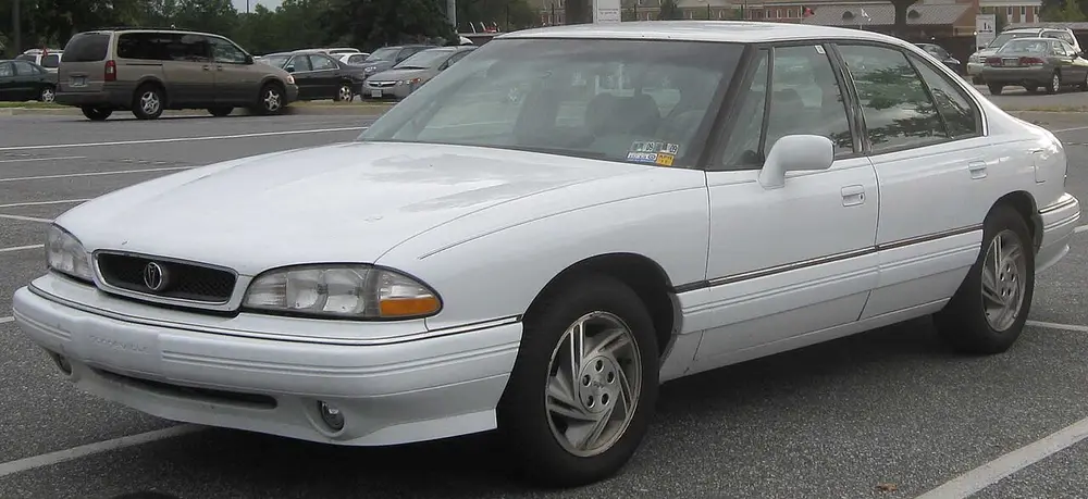 Pontiac Bonneville 9 ПОКОЛЕНИЕ
