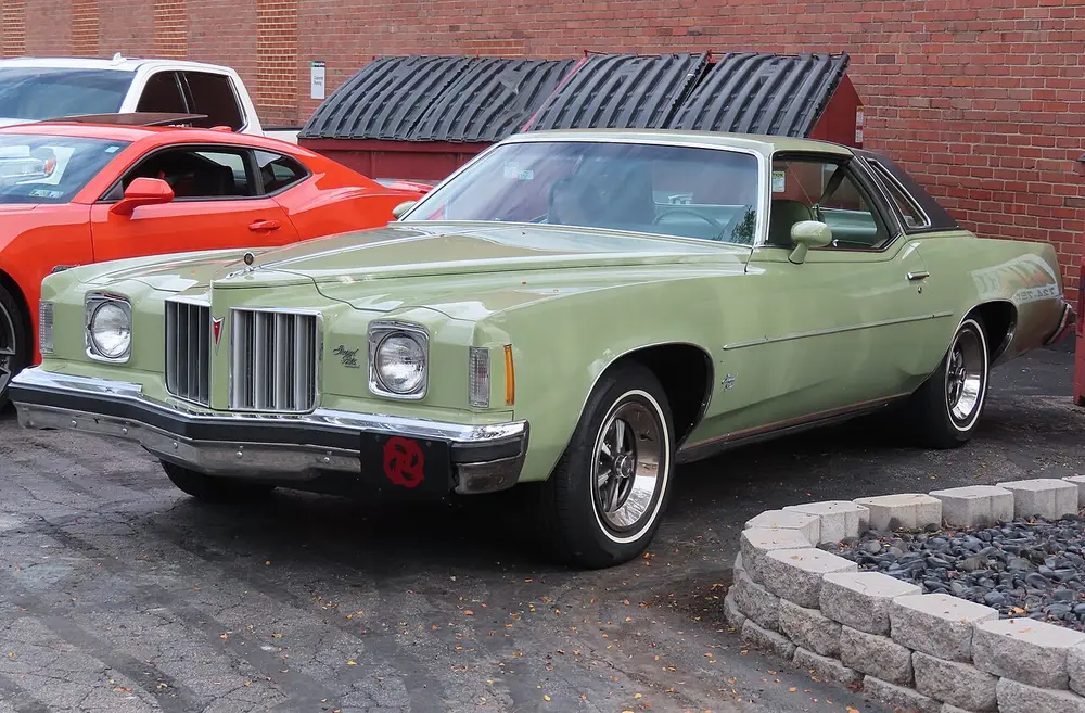 Pontiac Grand Prix 3 ПОКОЛЕНИЕ
