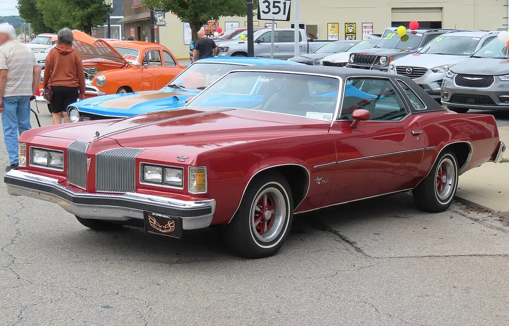 Pontiac Grand Prix 3 ПОКОЛЕНИЕ РЕСТАЙЛИНГ