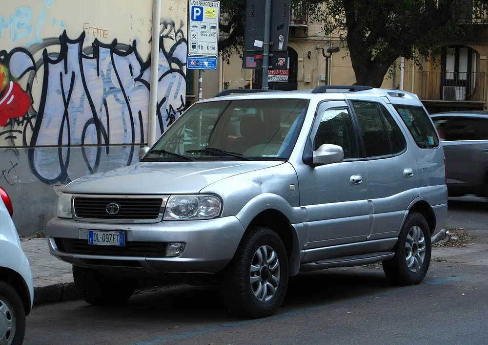Tata Safari SAFARI DICOR РЕСТАЙЛИНГ