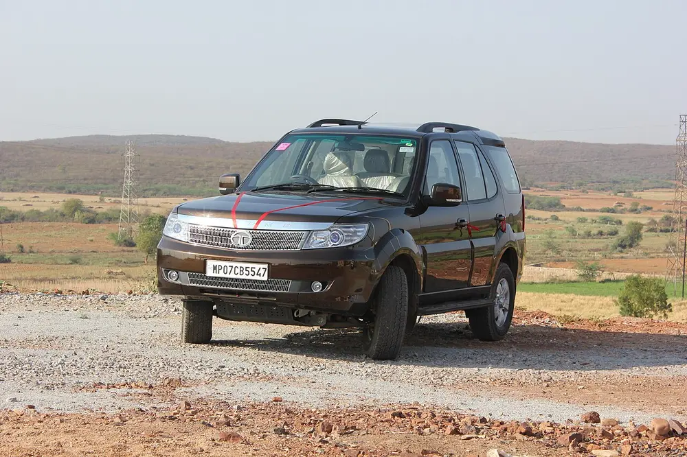Tata Safari SAFARI STORME