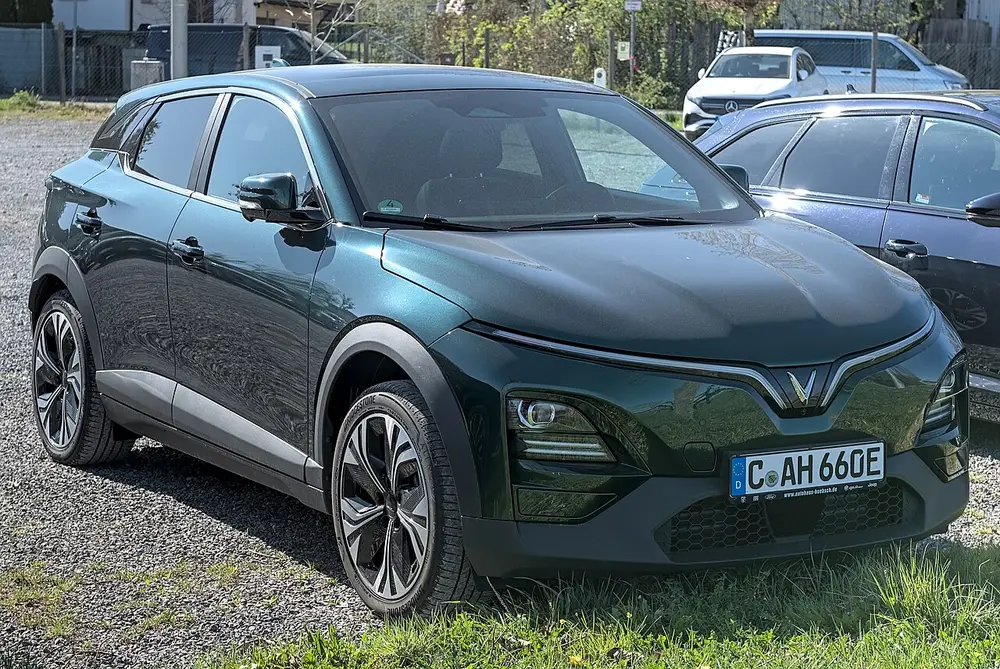 Vinfast VF 6 1 ПОКОЛЕНИЕ