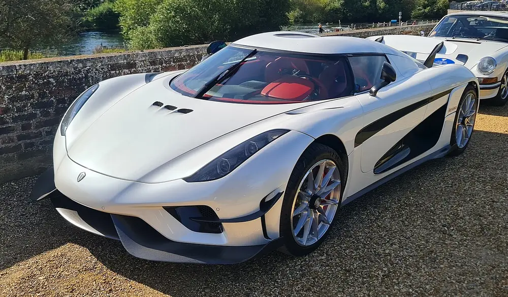 Koenigsegg Regera 1 ПОКОЛЕНИЕ