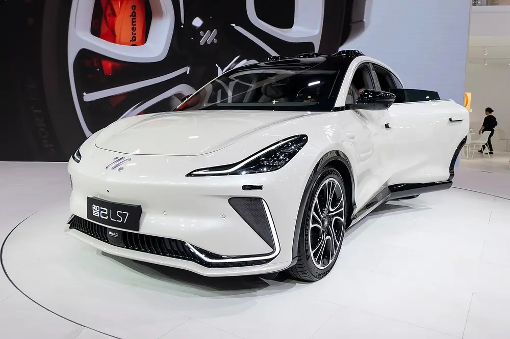 IM Motors LS7 1 ПОКОЛЕНИЕ (ДОРЕСТАЙЛ)