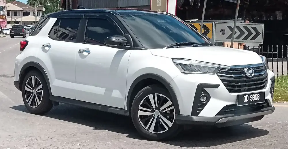 Perodua Ativa D55L (1 ПОКОЛЕНИЕ)