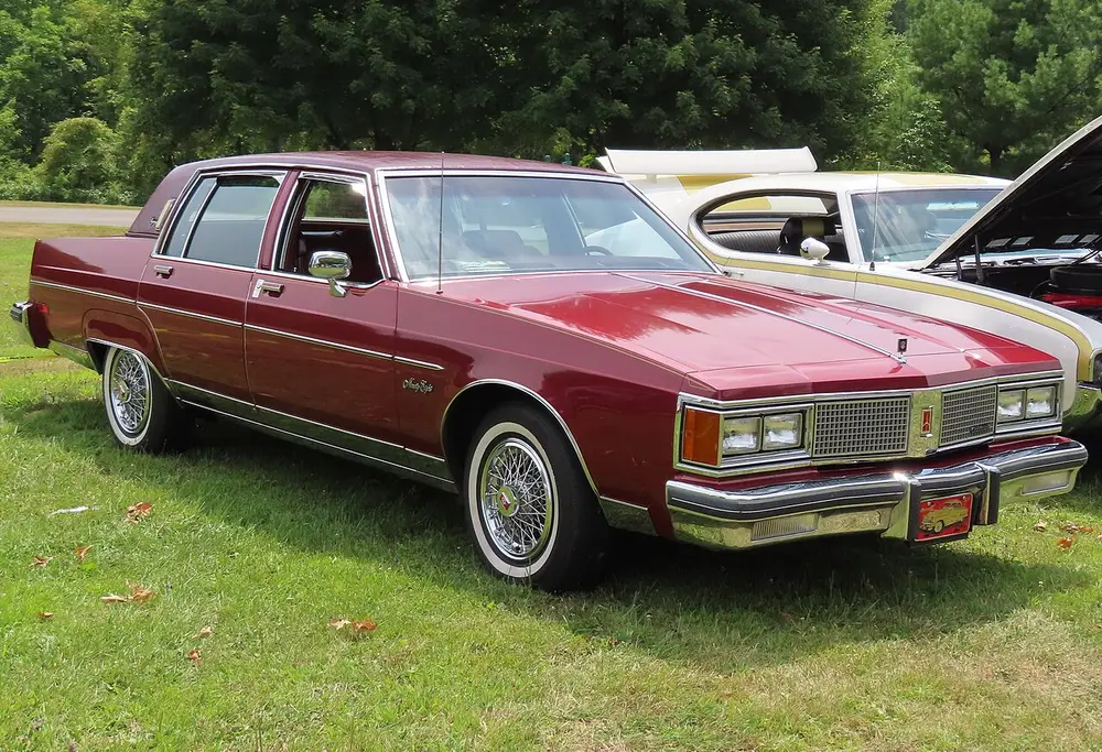 Oldsmobile 98 10 ПОКОЛЕНИЕ РЕСТАЙЛИНГ