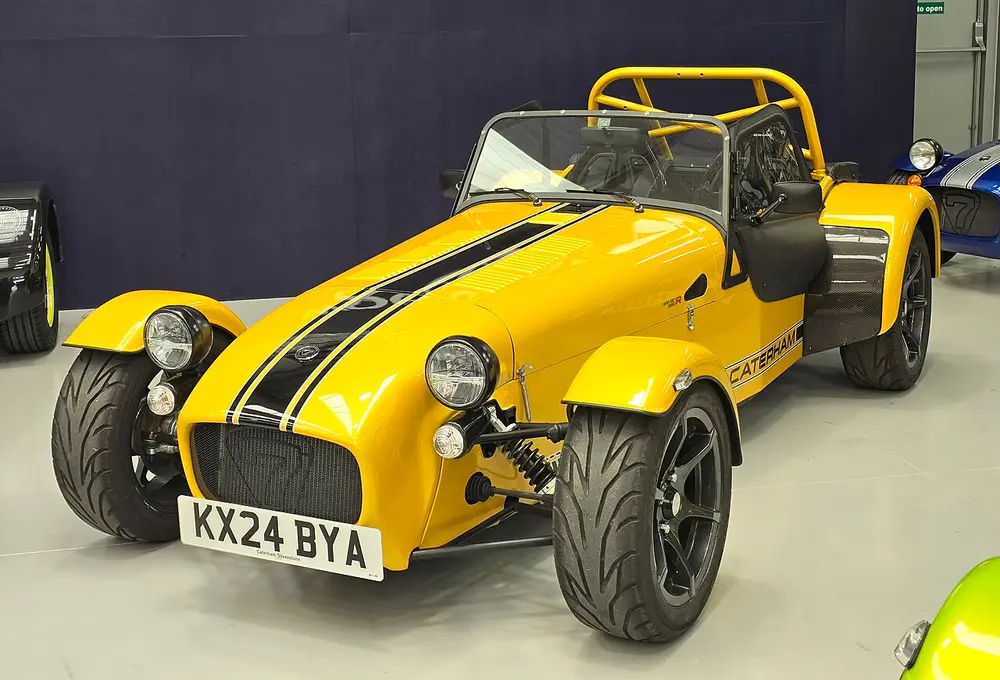 Caterham Seven СОВРЕМЕННЫЙ НУМЕРОВАННЫЙ МОДЕЛЬНЫЙ РЯД (160–620)
