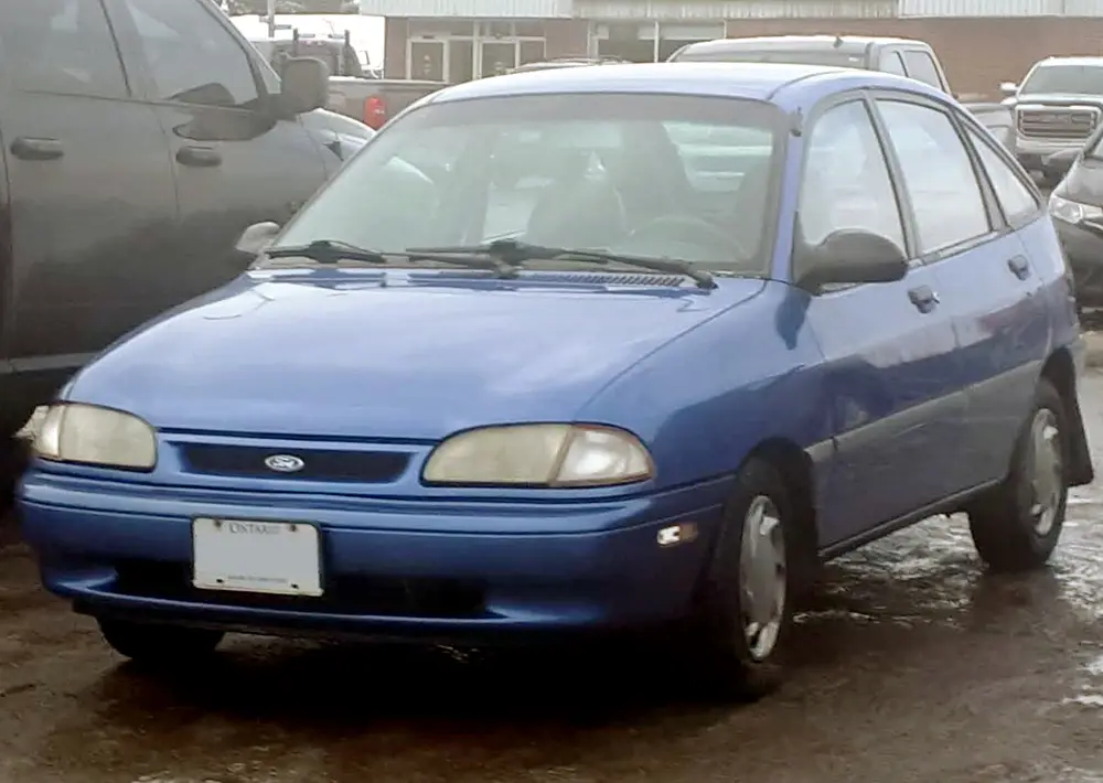 Ford Aspire США/КАНАДА, 1994–1997