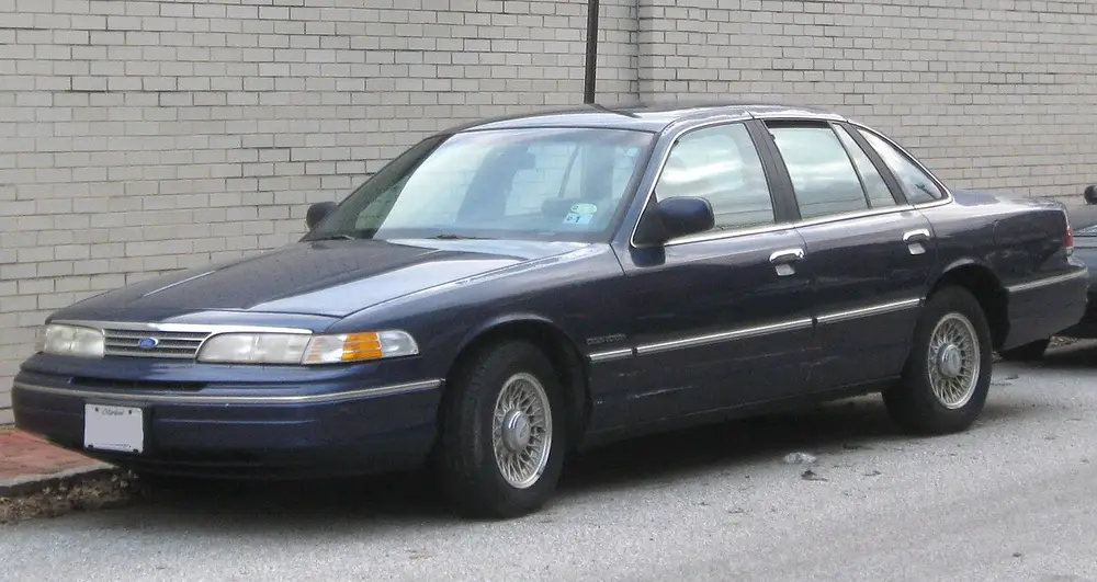 Ford Crown Victoria CROWN VICTORIA (EN53)