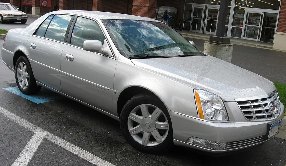Cadillac DTS 1 ПОКОЛЕНИЕ (ЕДИНСТВЕННОЕ)